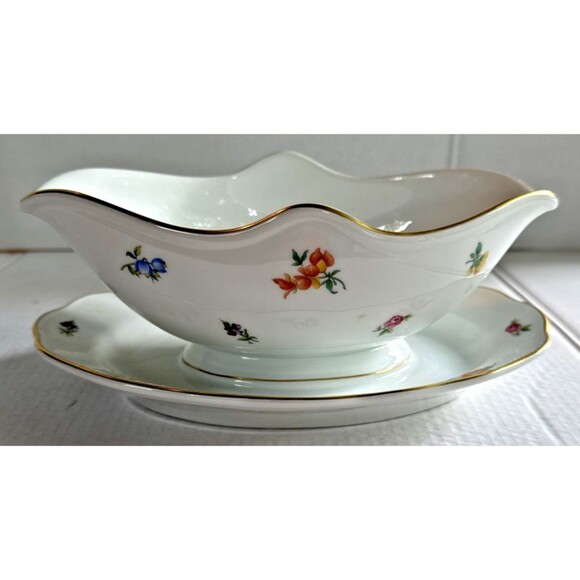 Hutschenreuther Mirabell #7658 Bavarian Porcelain Gravy Boat Floral Germany VTG - Picture 1 of 6